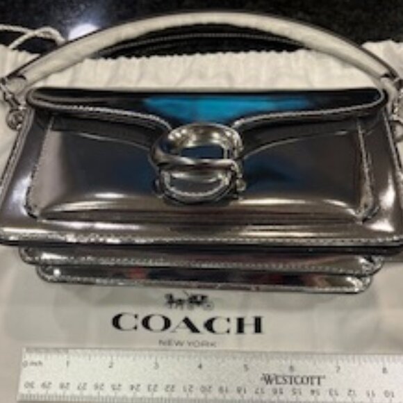 NWOT Authentic Coach Tabby Shoulder Bag 20 in Mirror Metallic Leather - Picture 10 of 11